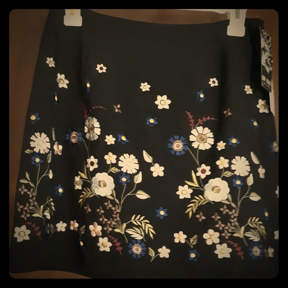 One Hart Miniskirt - Picture 1 of 7